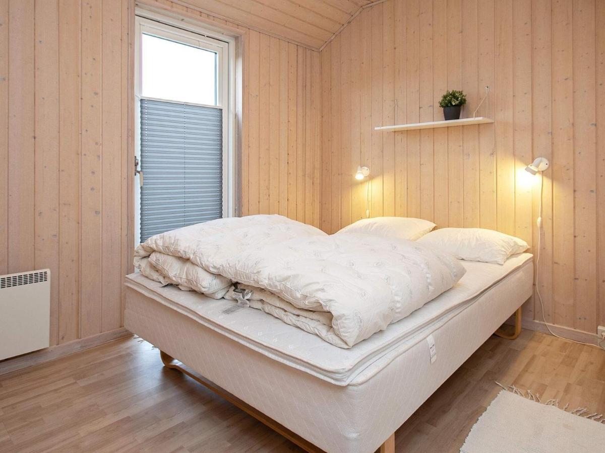 6 Person Holiday Home In V Ggerl Se Bøtø By Eksteriør billede